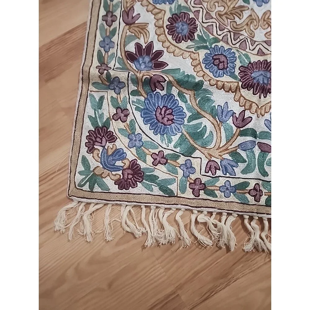 Vintage Kashmiri Crewel Chain Stitch Floral Rug Wall Hanging Boho 2 x 3 Tapestry